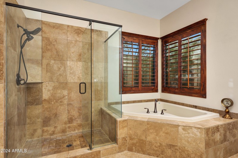 Soaking Tub and Shower