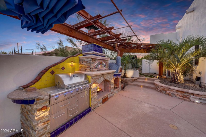 Built-in BBQ