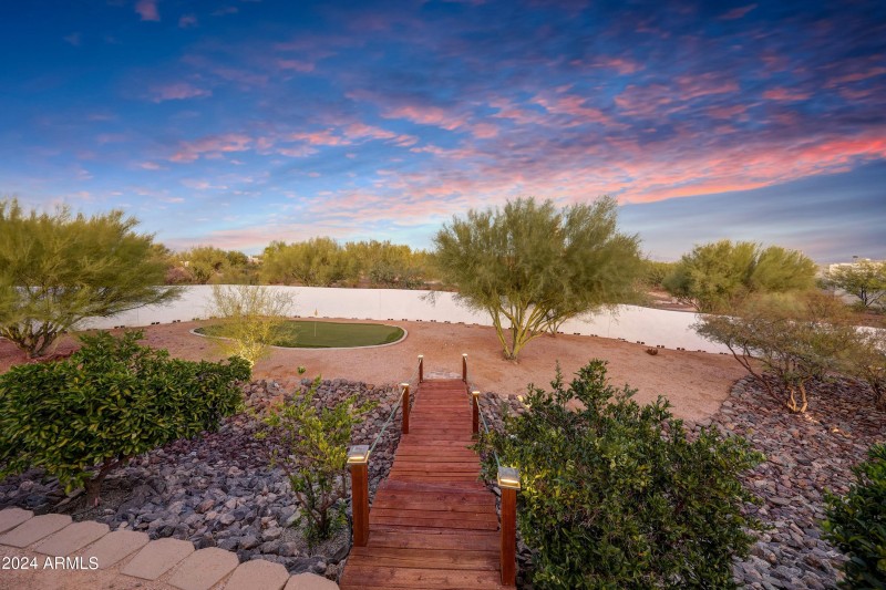 Bridge to the Putting Green