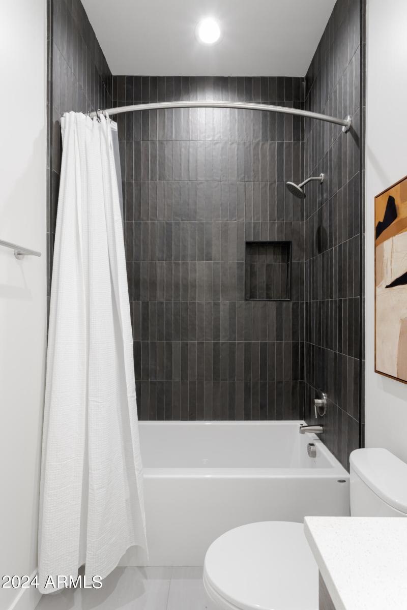 PropertyImageCo_13601N88thPl_WEB-27