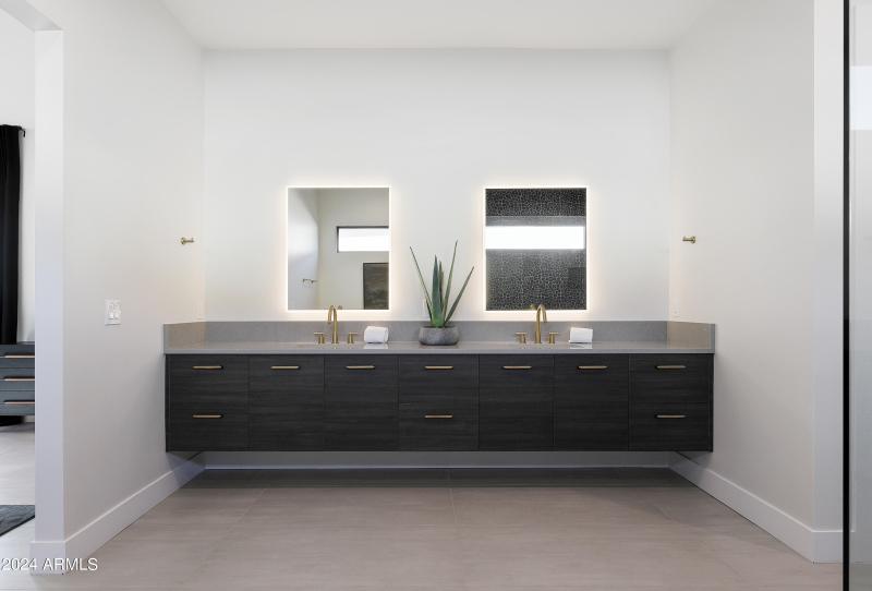 PropertyImageCo_13601N88thPl_WEB-56