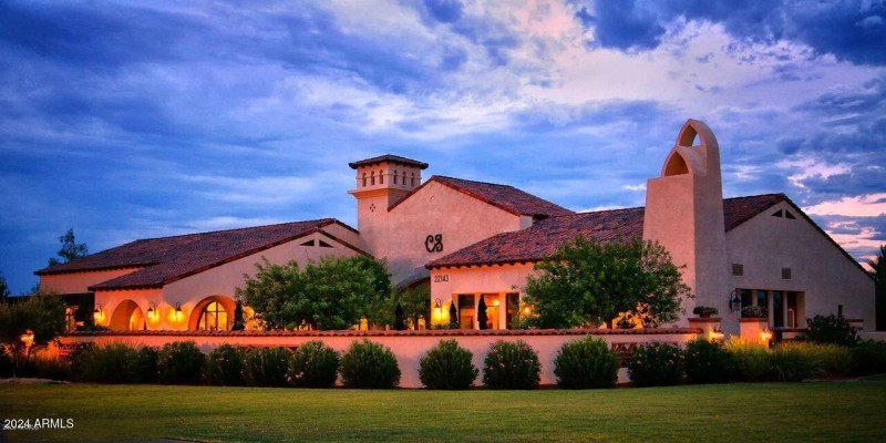 Corte Bella Fitness center night shot