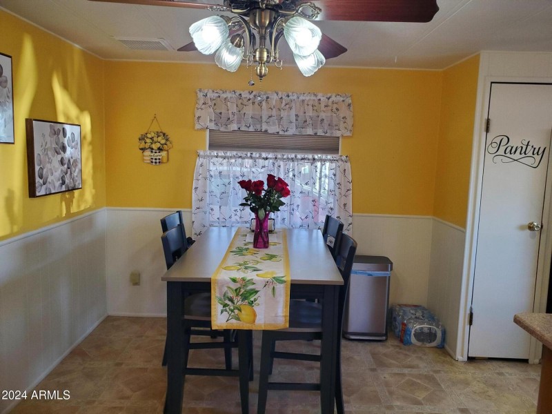 Dining west