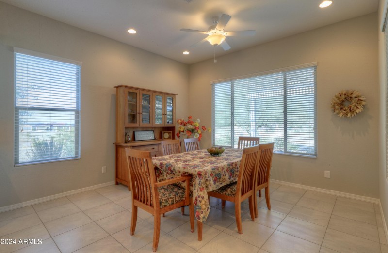 SCF Breakfast/Kitchen Dining