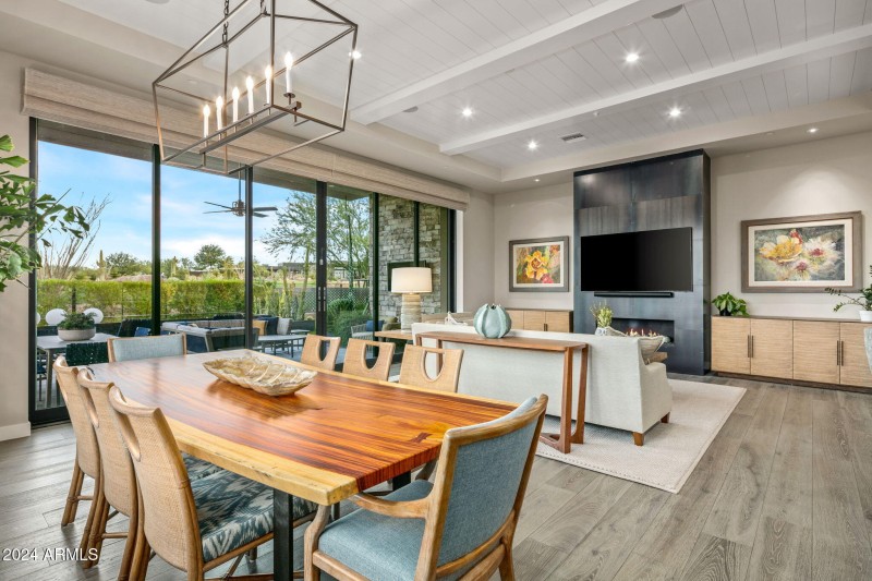 25-web-or-mls-Dining Areas