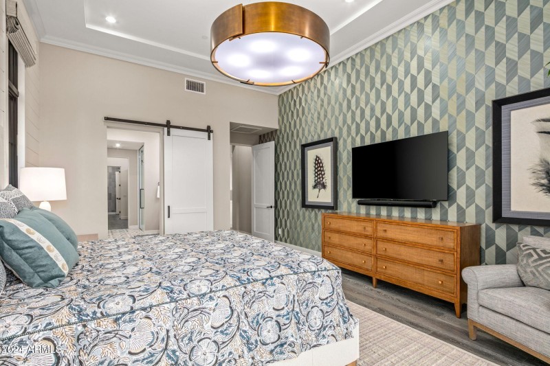 29-web-or-mls-Primary Ensuite