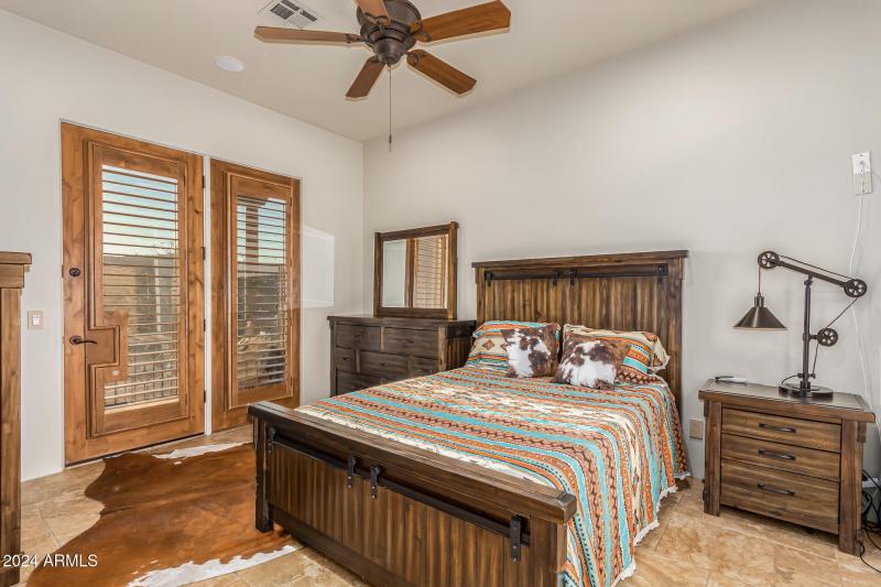 0044-44 - 12th 33207