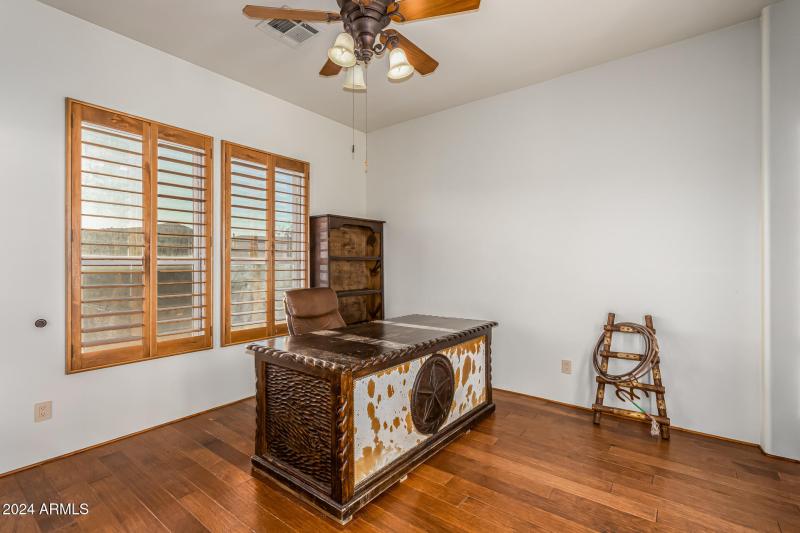 0047-47 - 12th 33207