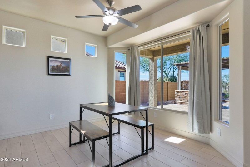Bay Window at Dining Area