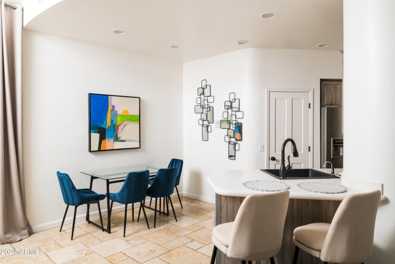 Moonlight Guest House Dining