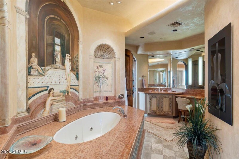 059-Primary Bathroom