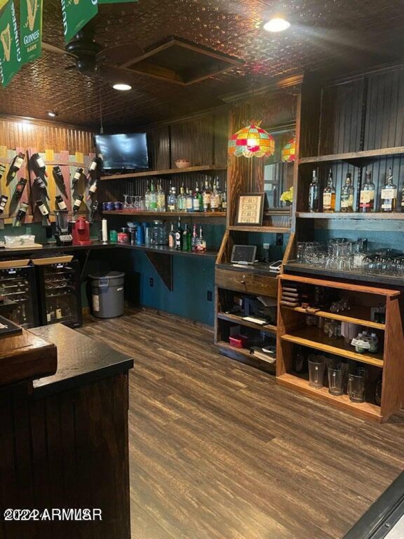 20241029223003264425000000-o