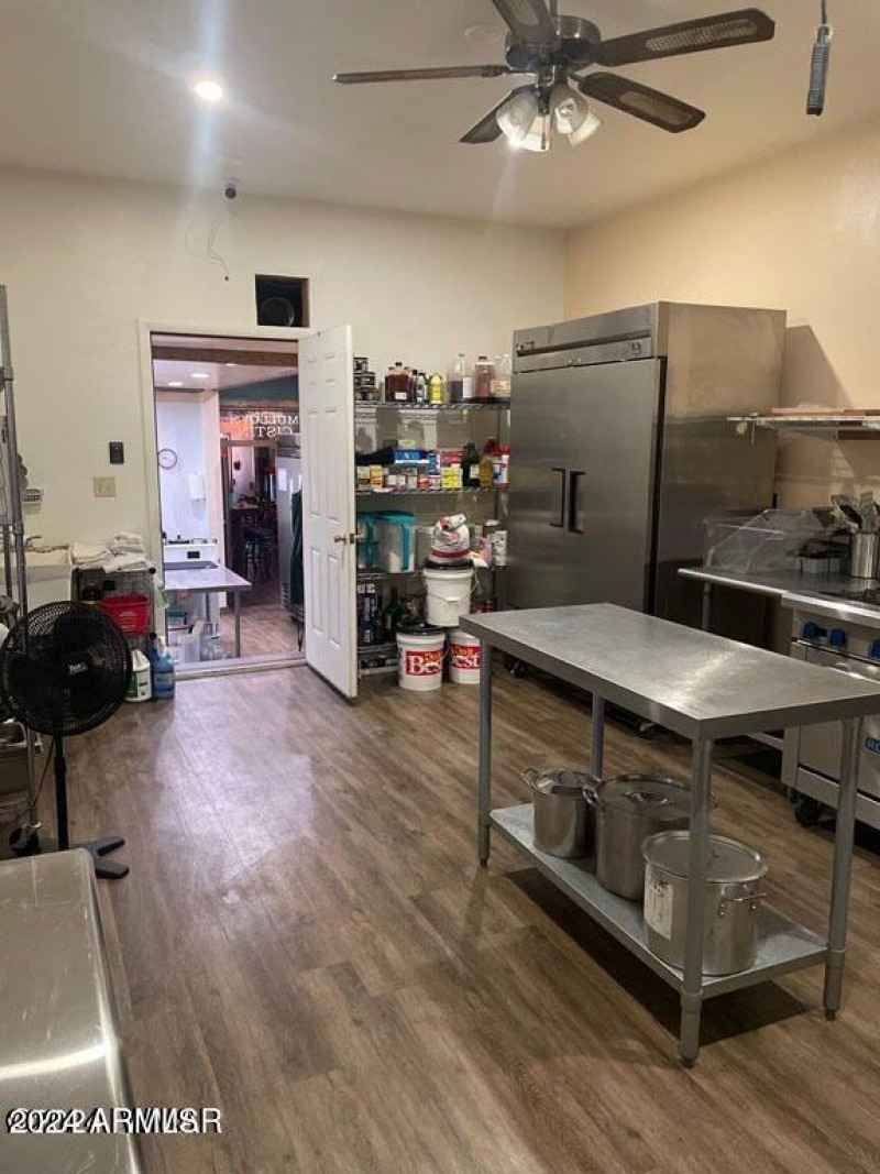 20241029223309304942000000-o