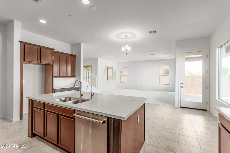 8628 W Solano ~ Ready Now (19)