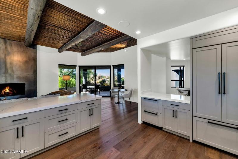 37661 N 94th St-large-021-026-37661 N 94