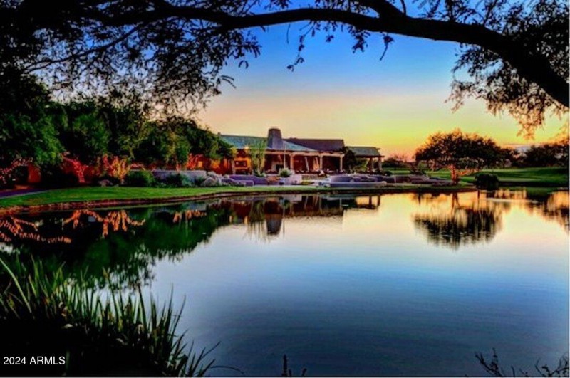 Z10 - Grayhawk Golf Club Clubhouse