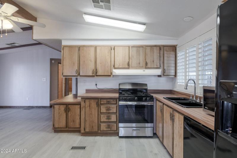 Broadway Rd (14).jpg-SMALL