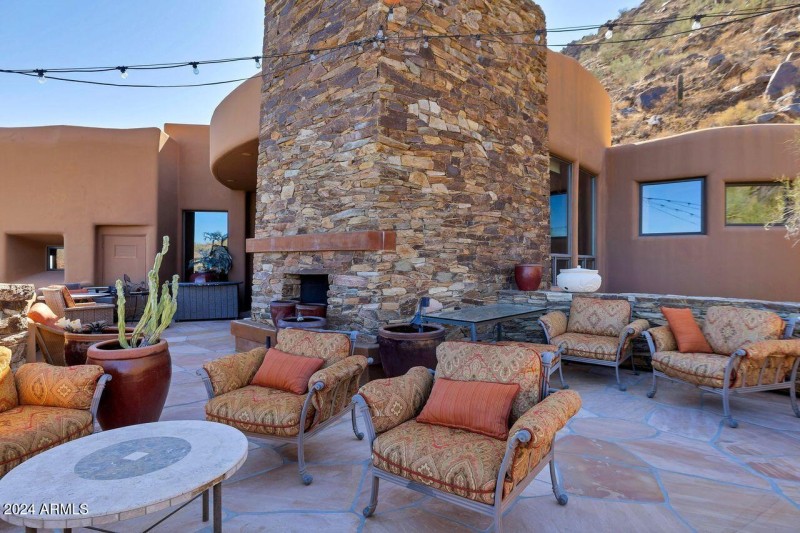 Deck with Fireplace
