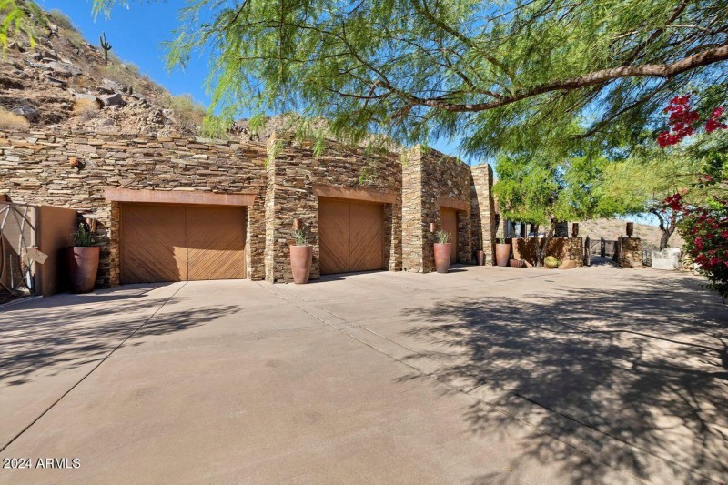 3 Car Garages
