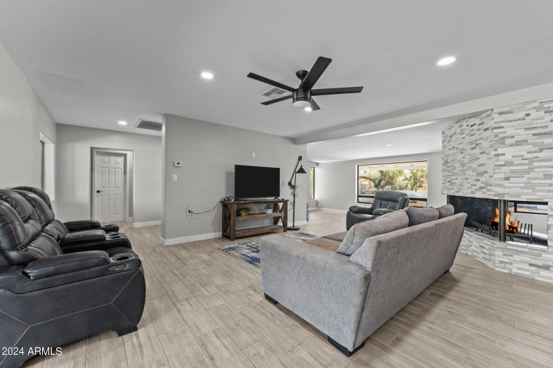 13-web-or-mls-DSC09655