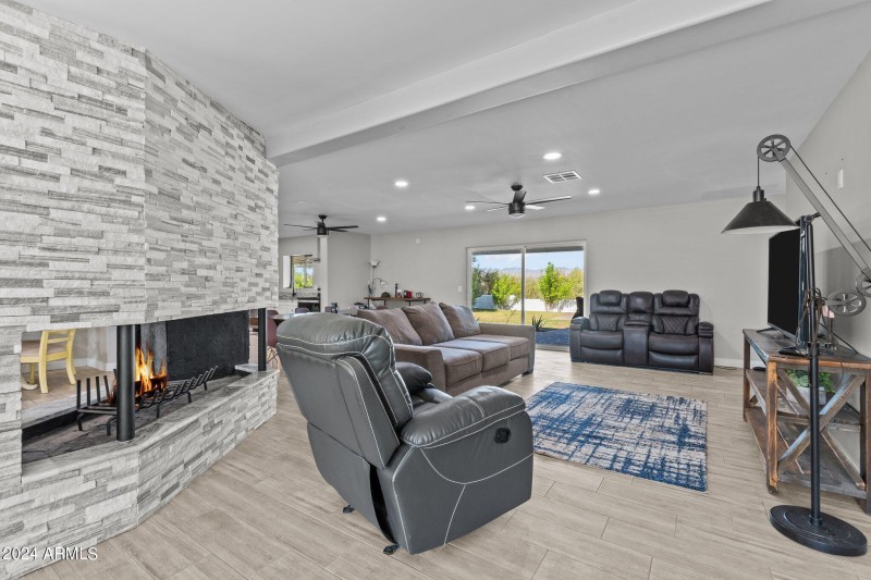 18-web-or-mls-DSC09680