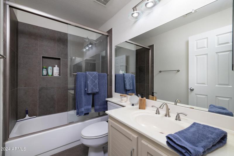 9705_E_Mountain_View_Rd_1076_21