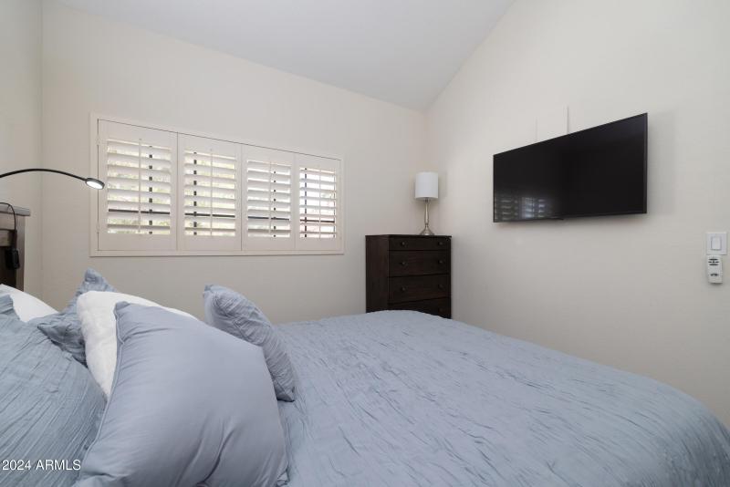 9705_E_Mountain_View_Rd_1076_17