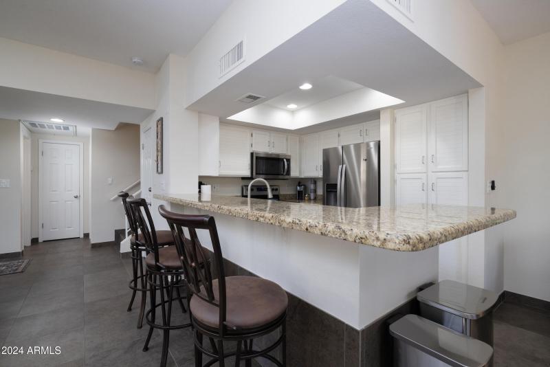 9705_E_Mountain_View_Rd_1076_06