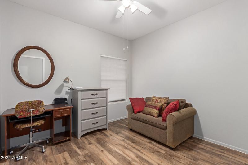 0025-25 - Desert Winds