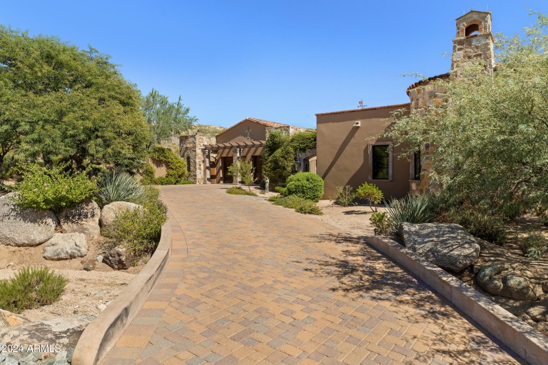 42383 N 111th Pl-9