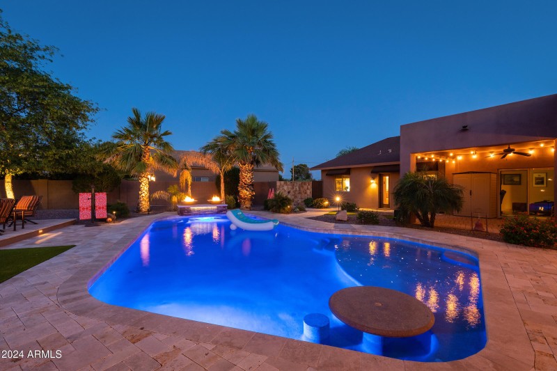 Pool2