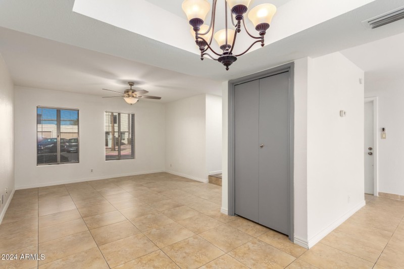 Dining room/Living Room