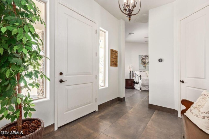 ENTRY FRONT DOOR
