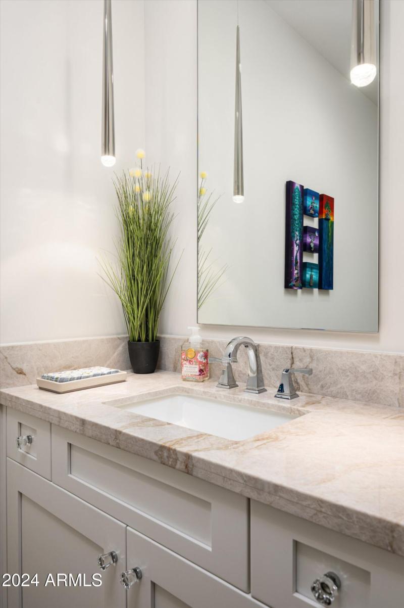 32-37200NCaveCreekRdUnit1034-32