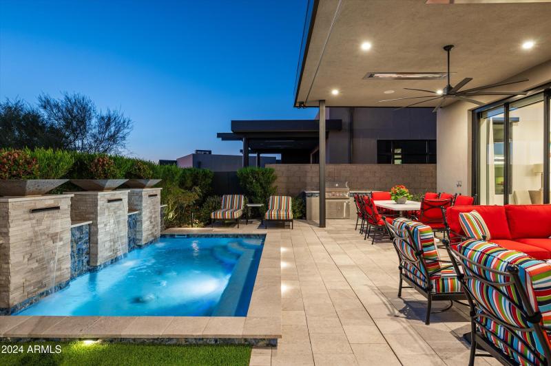 44-37200NCaveCreekRdUnit1034-44