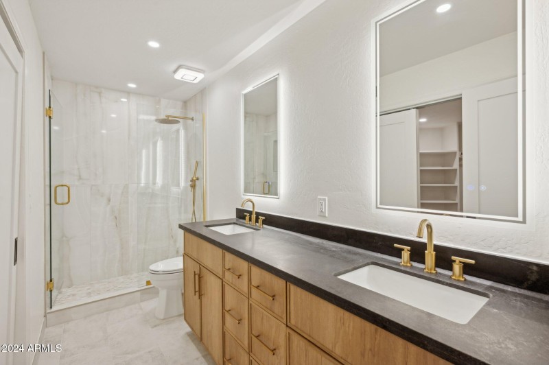 32-web-or-mls-8133-e-cortez-dr