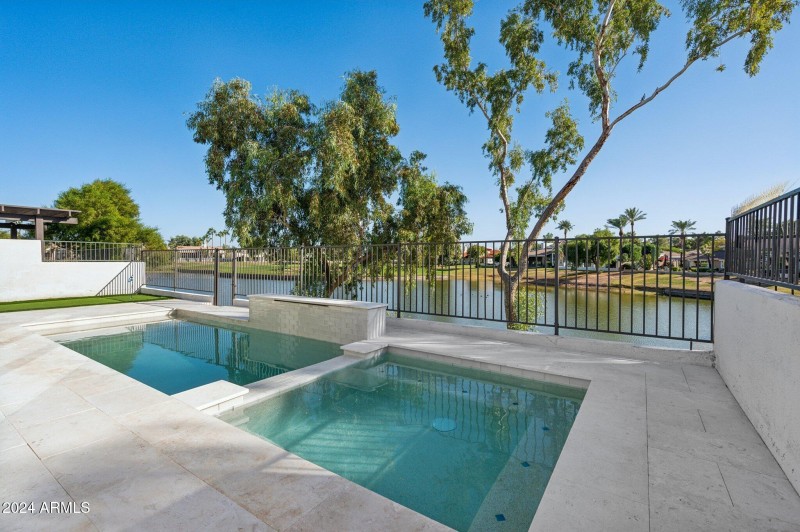41-web-or-mls-8133-e-cortez-dr