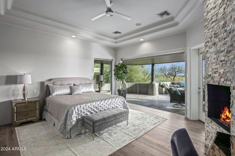 016_Master Suite