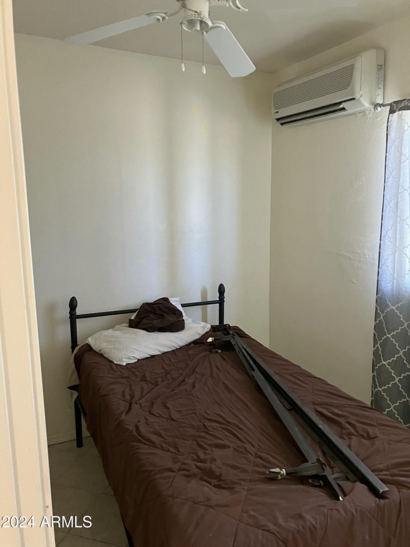 17D2335E-F7DD-46F4-9FBE-729FB81001AD