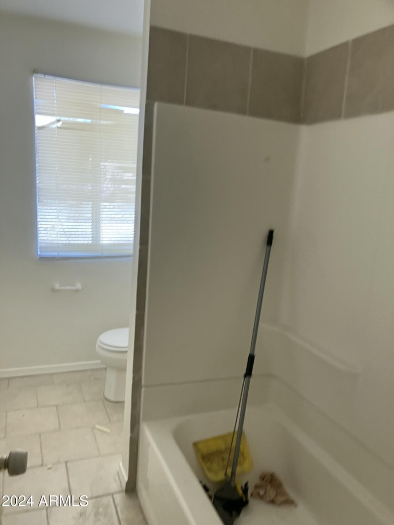 132421FC-ED8A-486D-803B-2BBF7AC981A6