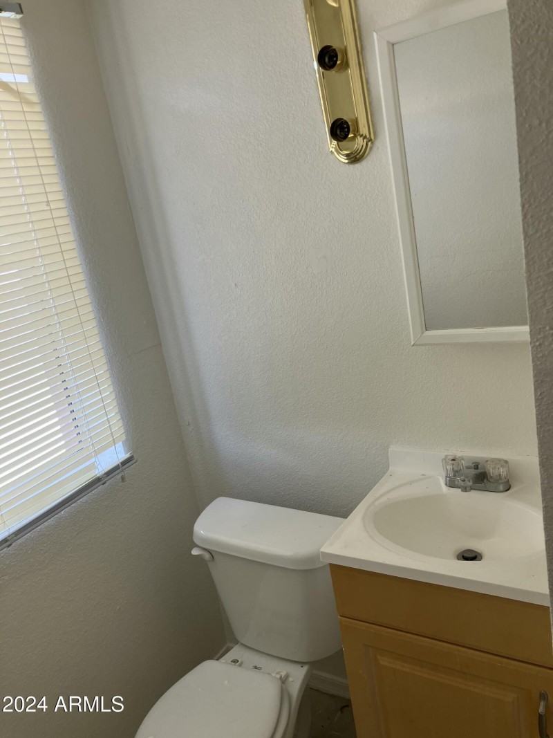 1F747EB3-BB17-4F31-9C40-34D0AEA6B6F8