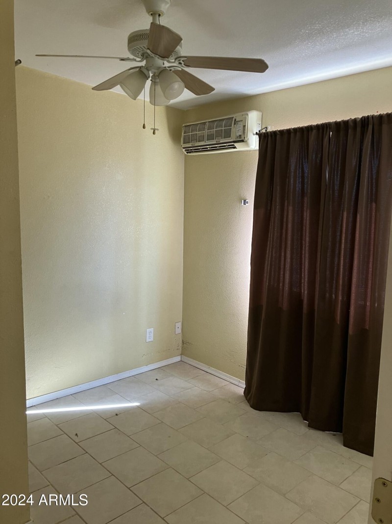 9B7992BF-1284-40C3-BE6C-53D88D35DEDA