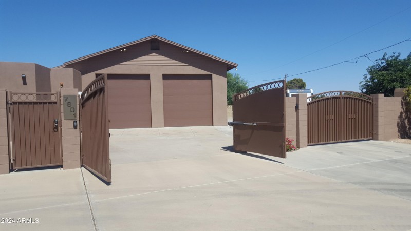 North RV Gates