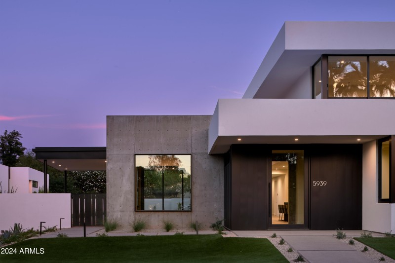 Striking Modern Curb Appeal