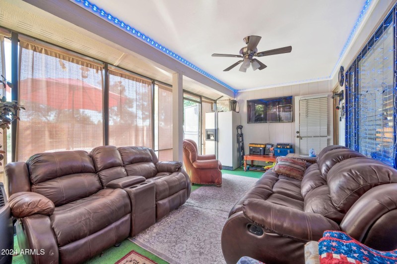 18903 N 97th Ln-25