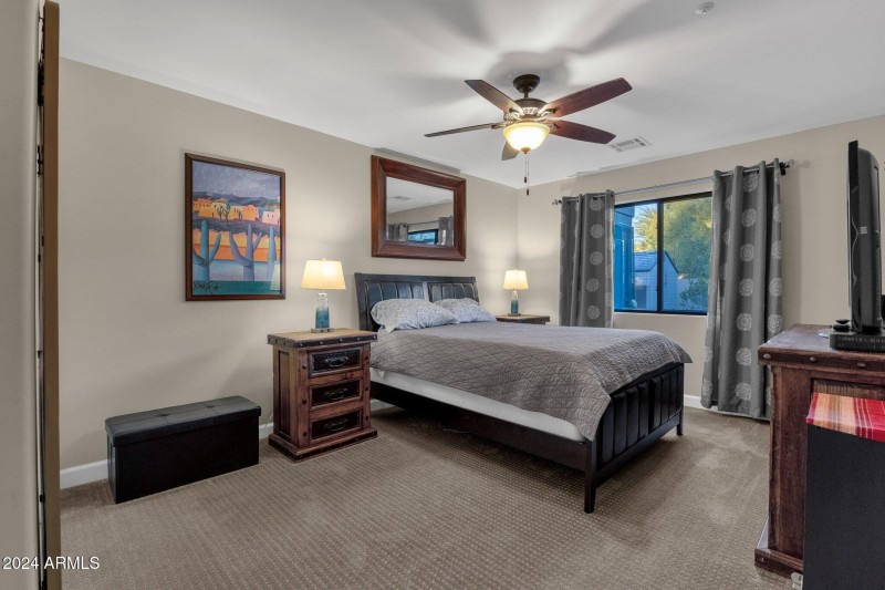 33-web-or-mls-15019-n-mayflower-dr