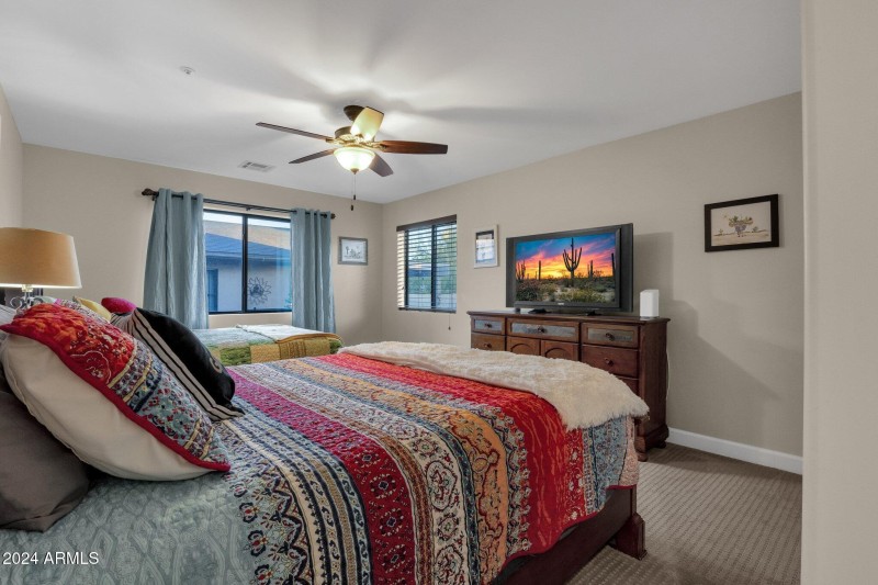 34-web-or-mls-15019-n-mayflower-dr