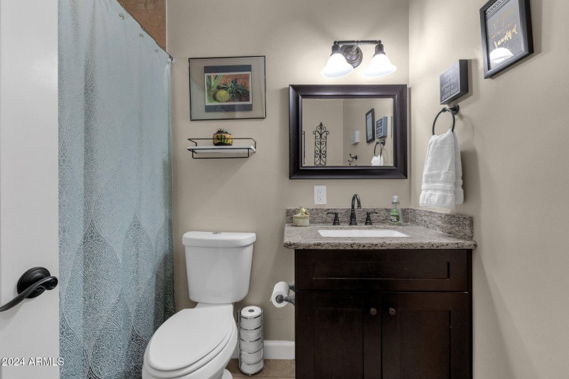 36-web-or-mls-15019-n-mayflower-dr
