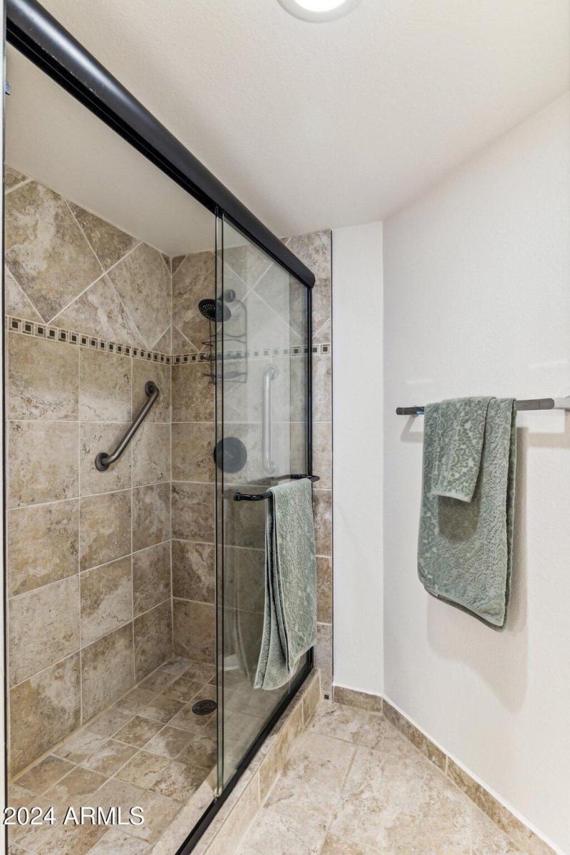 17-web-or-mls-9323-e-purdue-ave-unit-171