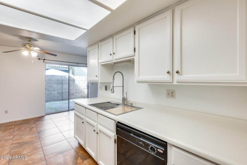 Kitchen/Dining/Patio